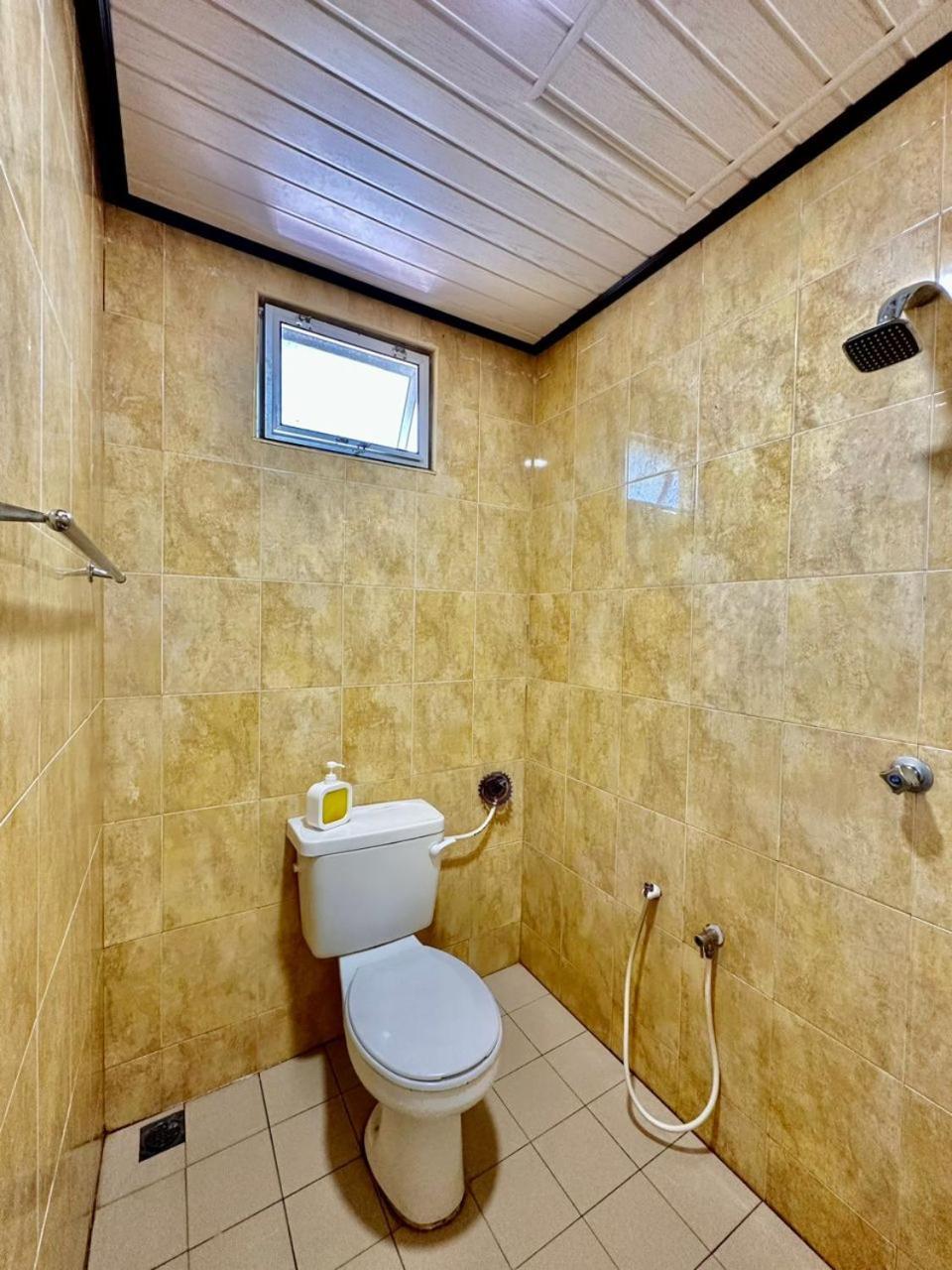 Kangar Hotel Sdn Bhd Kültér fotó