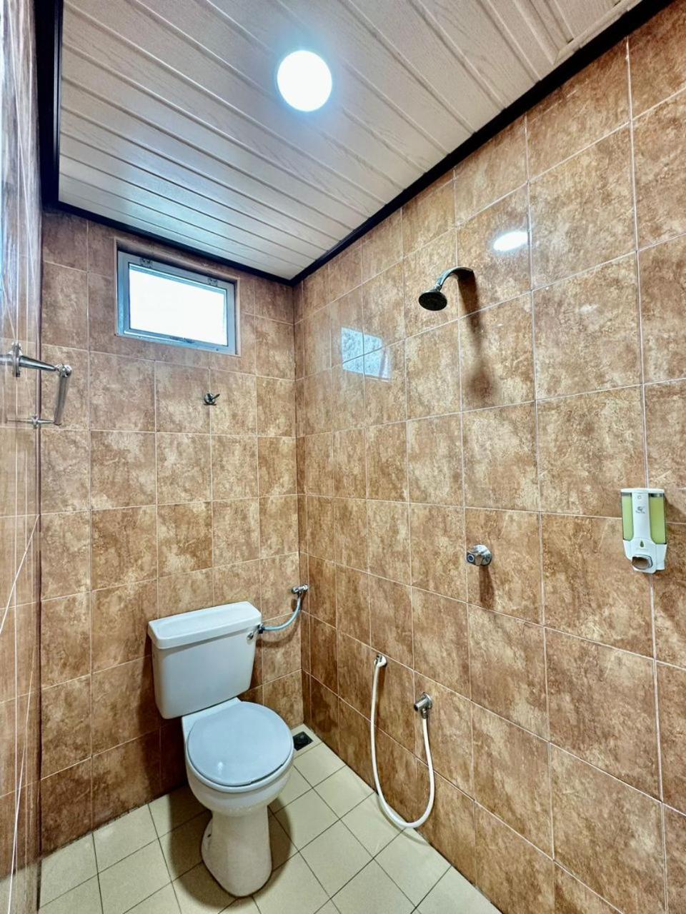 Kangar Hotel Sdn Bhd Kültér fotó
